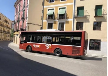 Cuenca vuelve a las antiguas líneas de autobuses ante las críticas y el PP pide la dimisión del alcalde