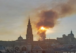 Baja a nivel 0 el incendio forestal de Polán, cuya espesa columna de humo se ha divisado desde Toledo
