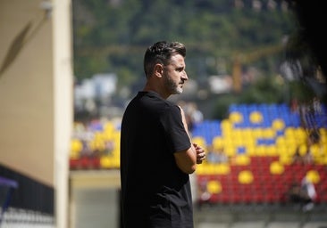 Iván Ania, tras la derrota en Andorra: «Con los cambios en vez de mejorar, empeoramos. Si no metes, te expones»