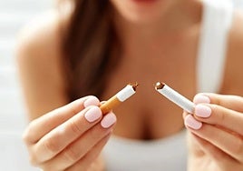 Unas 417.000 personas piden ayuda al médico para dejar de fumar en los últimos cinco años en Andalucía