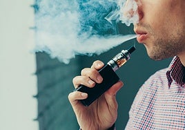 Más de la mitad de los adolescentes ha caído ya en los 'vapers'