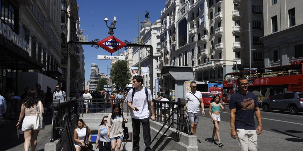 Detenido un enfermo mental que amenazaba con explotar dos bombonas de butano en Gran Vía