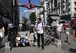 Detenido un enfermo mental que amenazaba con explotar dos bombonas de butano en Gran Vía