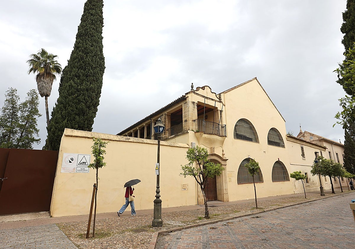 Edificio de la antigua Biblioteca del Estado, en la calle Amador de los Ríos