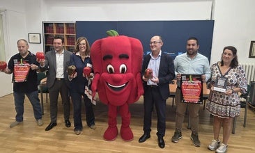 Torquemada celebra la XXXI Feria del Pimiento con 53 expositores y el primer Pimiento de Honor
