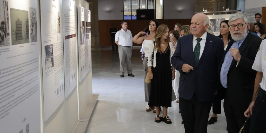 Exposición en el Parlamento andaluz sobre los 50 años del primer atentado masivo de ETA: la cafetería Rolando en Madrid