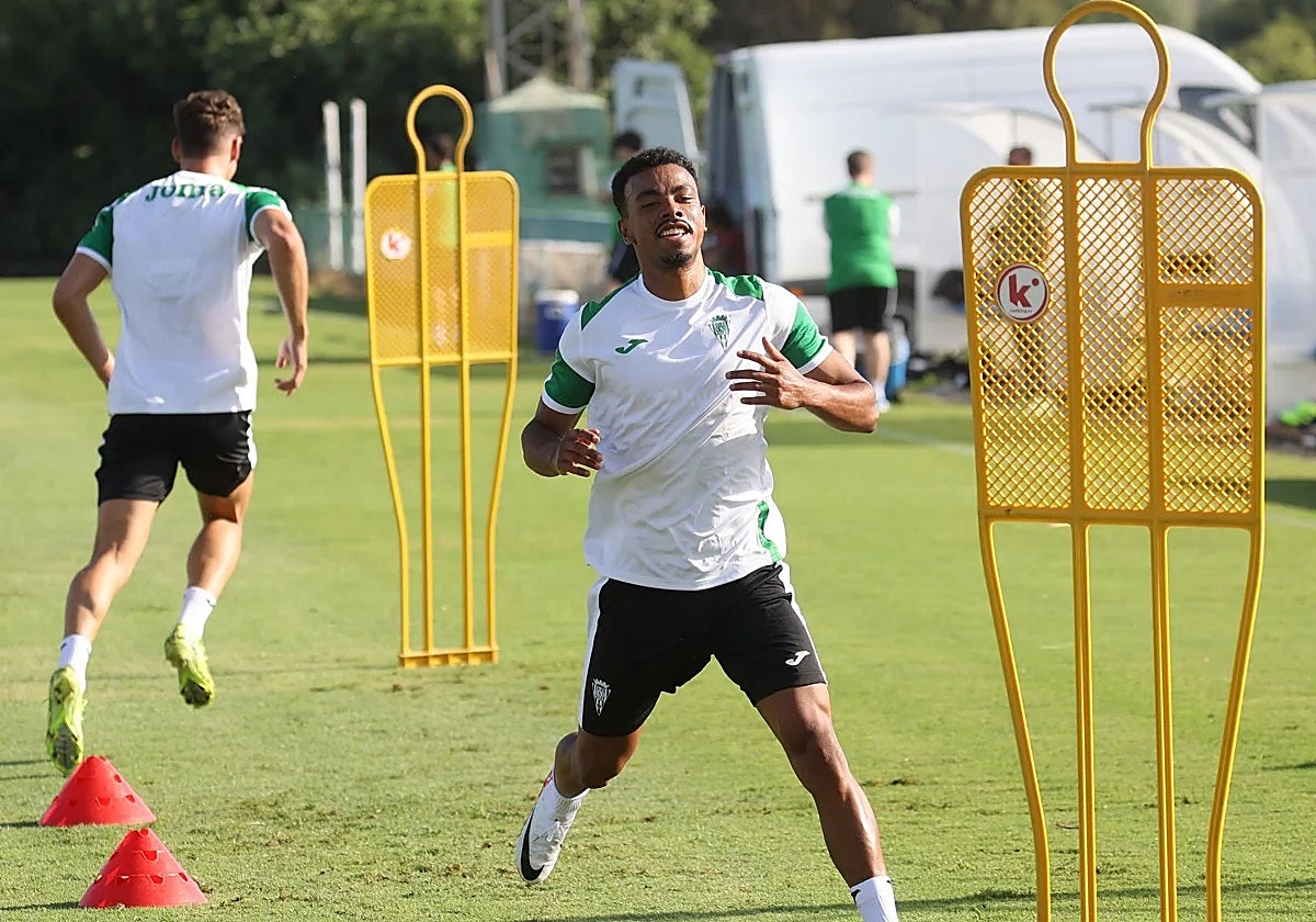 Dalisson se ejercita durante un entrenmiento