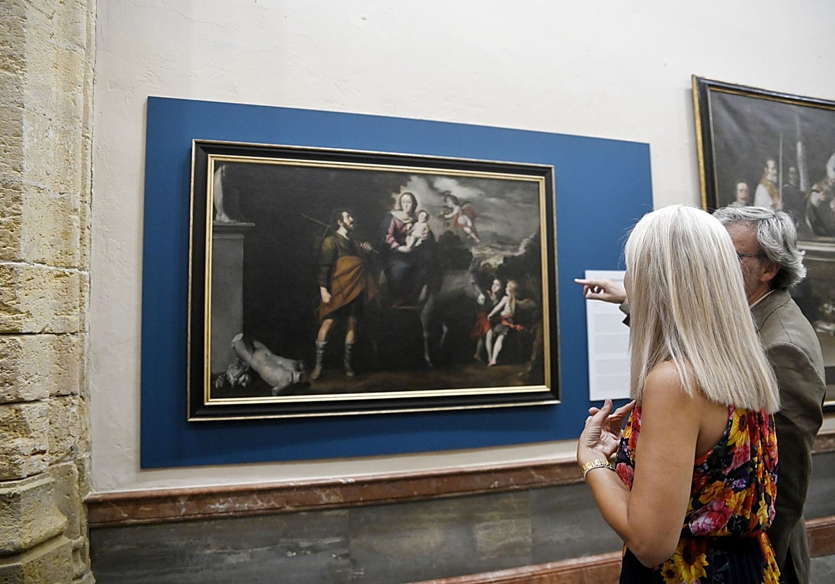 El director del Museo de Bellas Artes y la consejera de Cultura, con el lienzo