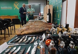 Seis detenidos de una banda itinerante que robaba jamones, vinos y licores en bares