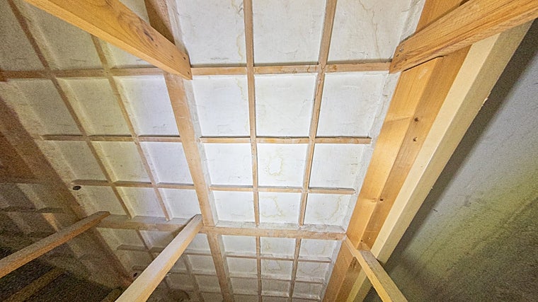 Aragón descubre humedades en las pinturas de Sijena que confirman «la urgencia» de su traslado y agrietan más su batalla con el MNAC