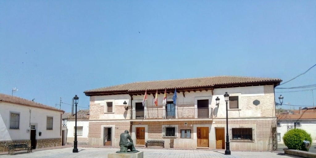 El PSOE y una edil no adscrita presentan una moción de censura contra el alcalde del PP de Tórtola de Henares (Guadalajara)