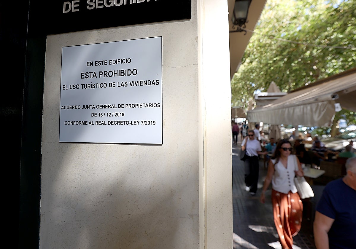 Un piso en Córdoba prohíbe el uso turístico de las viviendas