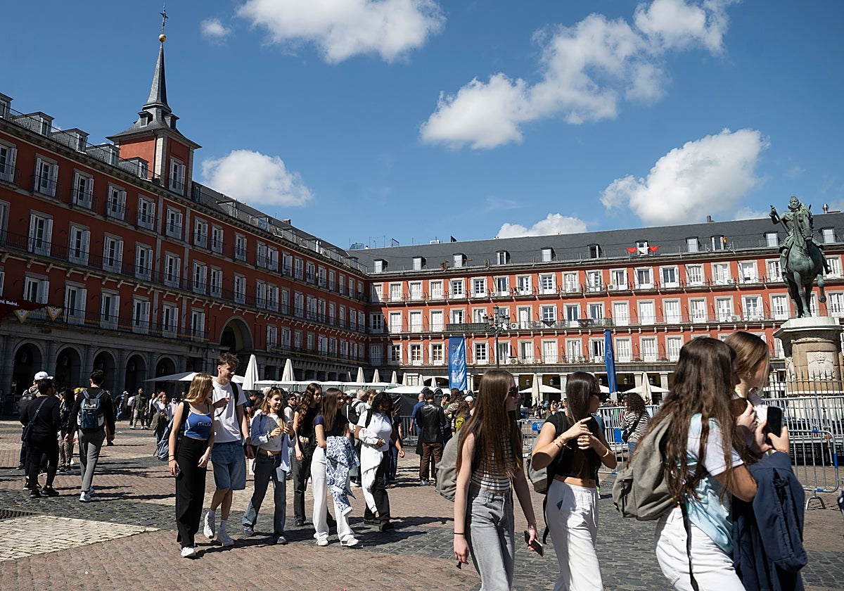 Turistas en la Plaza Mayor