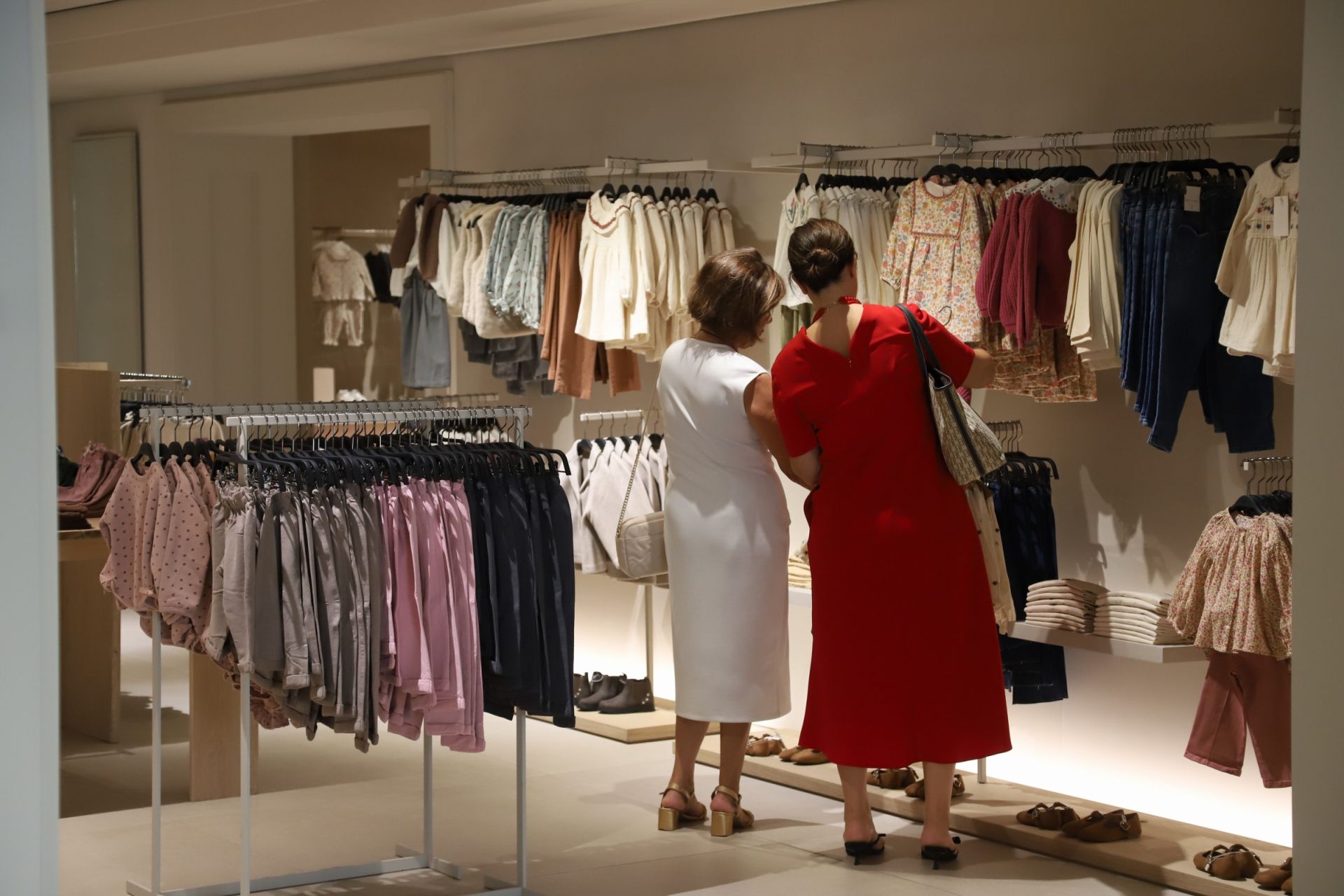 En imágenes, la inauguración de la megatienda de Zara en Córdoba