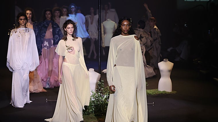 Desfile de María La fuente