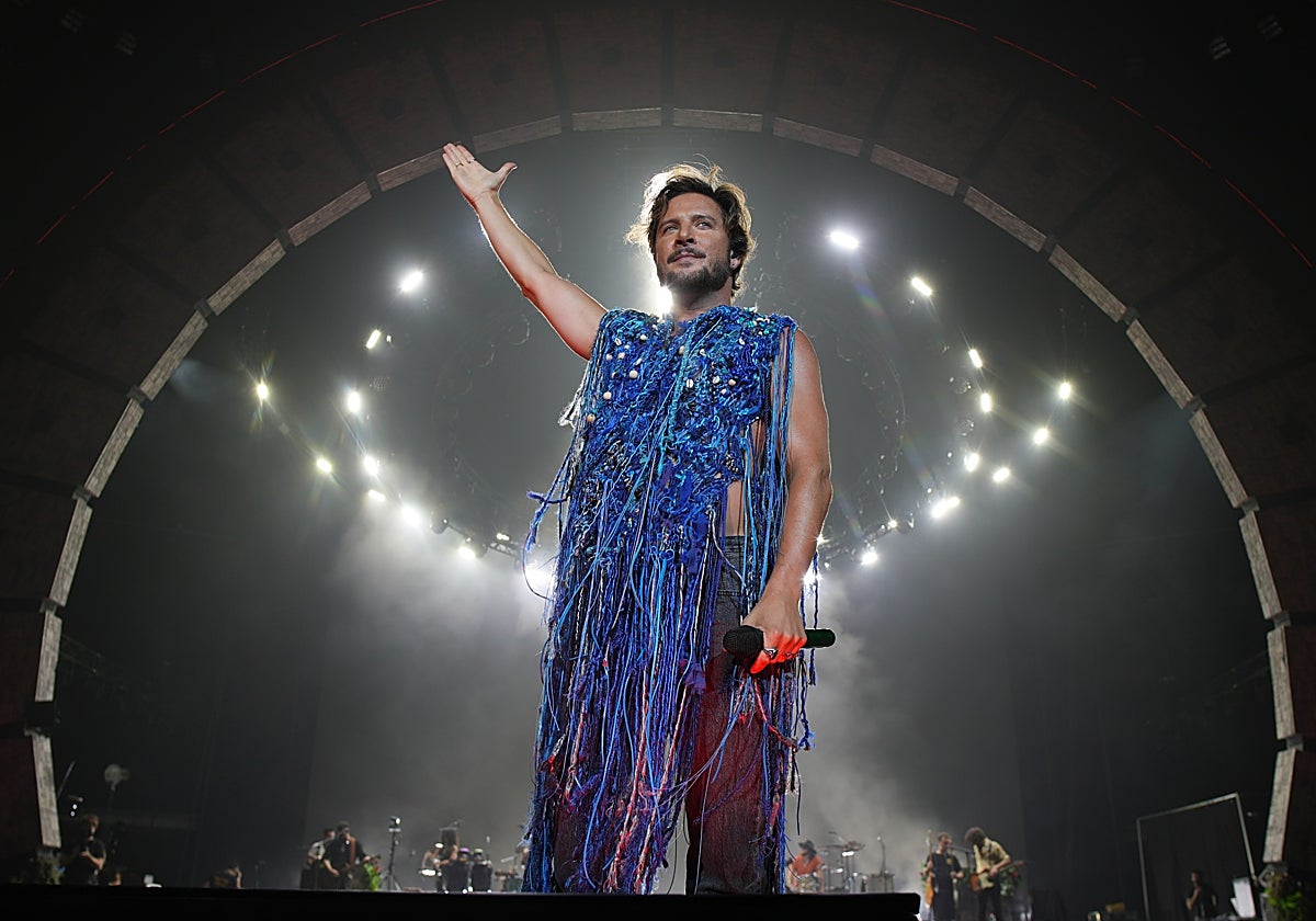 El cantante Manuel Carrasco, durante su concierto en Valencia