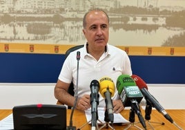 El Centro de Alzheimer y el de Mayores de Talavera «son competencia exclusiva de la Junta, y a ver si de una vez hace sus deberes»