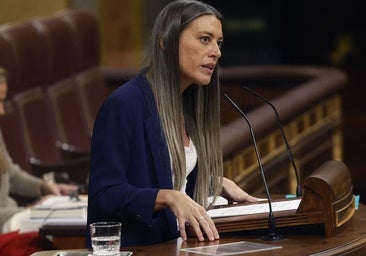 Junts pide que Cataluña gestione el «desbordamiento» migratorio: «La supervivivencia de nuestra identidad no está garantizada»