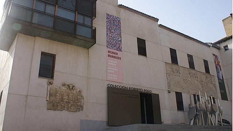 Entrada a la colección Roberto Polo