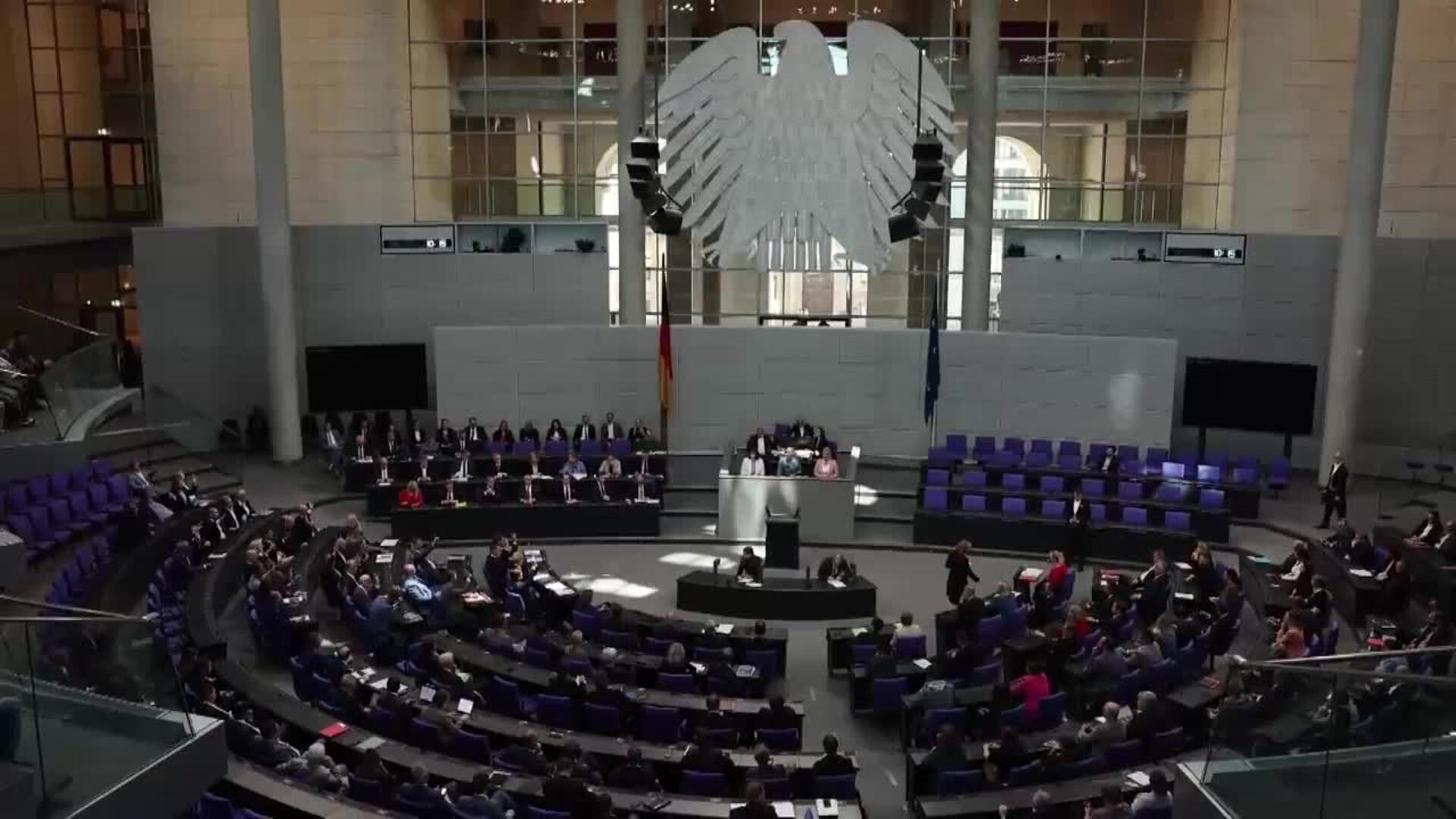 Klingbeil defiende su presupuesto ante el Bundestag
