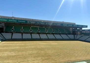 El césped del Arcángel muda su piel para las condiciones invernales
