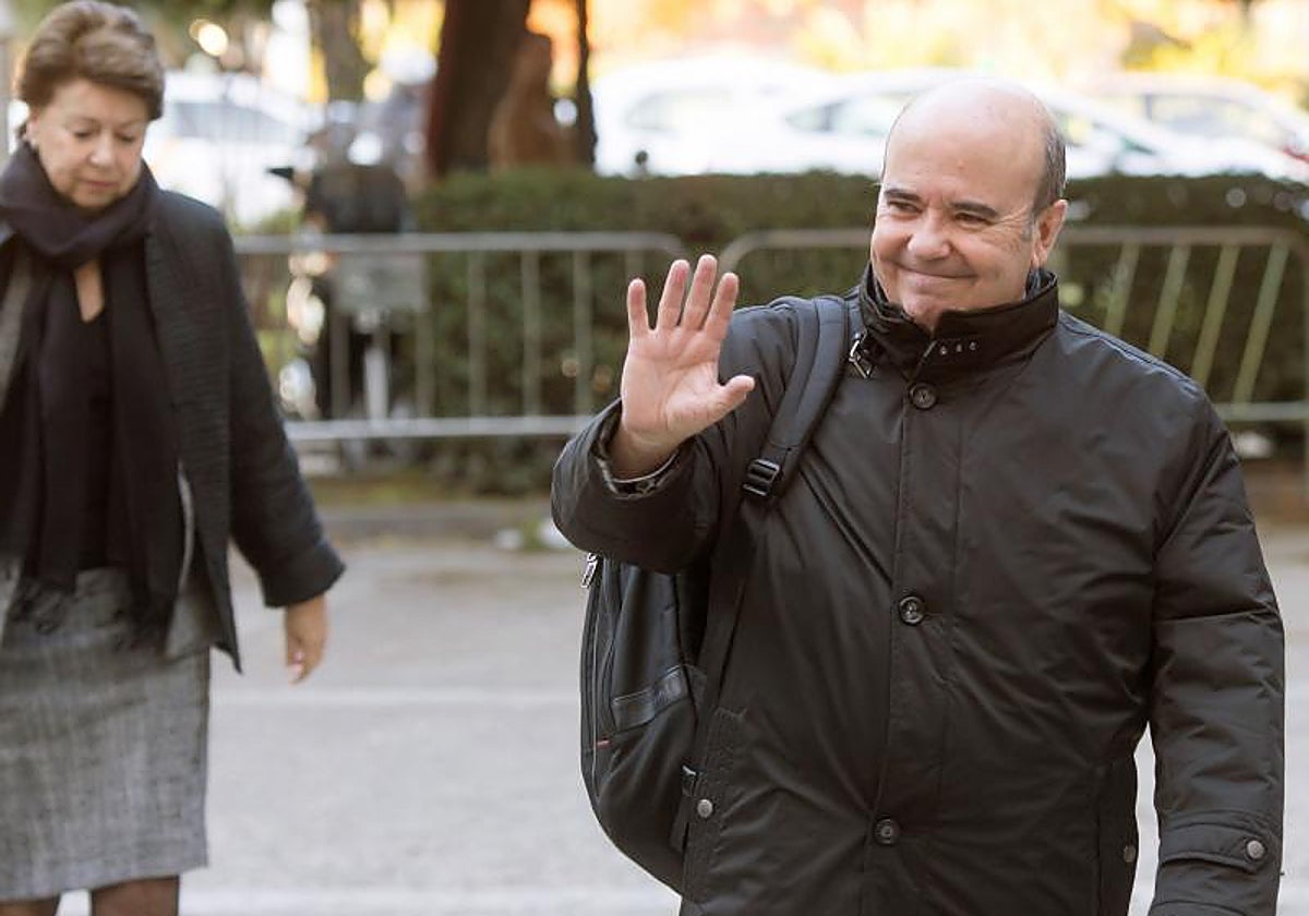 Gaspar Zarrías, a su llegada a la Audiencia de Sevilla en diciembre de 2017