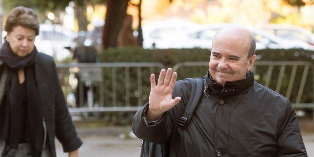Gaspar Zarrías ingresó 665.000 euros en dos años con su 'lobby', que tuvo a sueldo a la 'fontanera' del PSOE Leire Díez