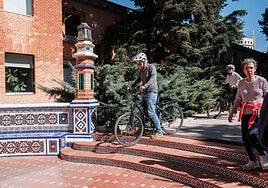 El Retiro, un 'laberinto' para las personas en silla de ruedas