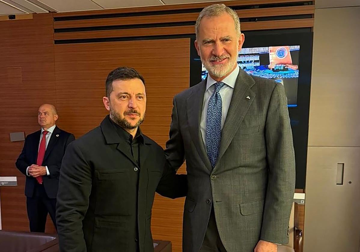 El presidente de Ucrania, Volodímir Zelenski, y el Rey Felipe VI