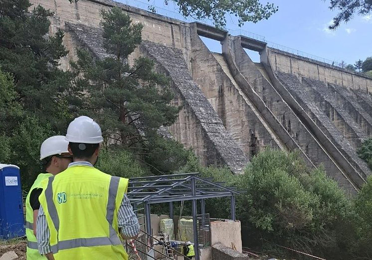 Llegada de las bombas de impulsión a la presa de El Tejo, en una imagen de archivo