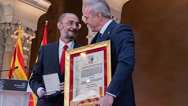 Jvier Lambán y Jorge Azcón, en una imagen de archivo en el Palacio de La Aljafería