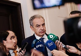 Zapatero responde a Page: «Es surrealista y absurdo calificar de extrema derecha a los dos millones de catalanes que apoyaron el procés»