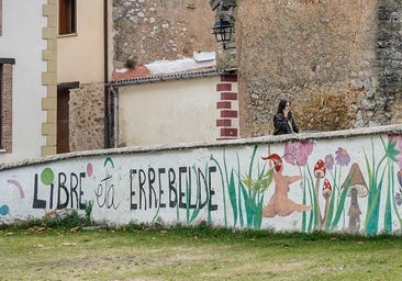 El campamento vasco de los monitores desnudos: «Nuestro proyecto se basa en valores transfeministas»