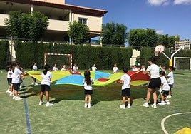 La Vega Baja y Murcia se unen en torno al bienestar y la conexión colectiva como eje de la educación