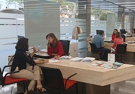 Cajasur amplía el servicio a sus clientes: 147 de sus oficinas abrirán los jueves por la tarde