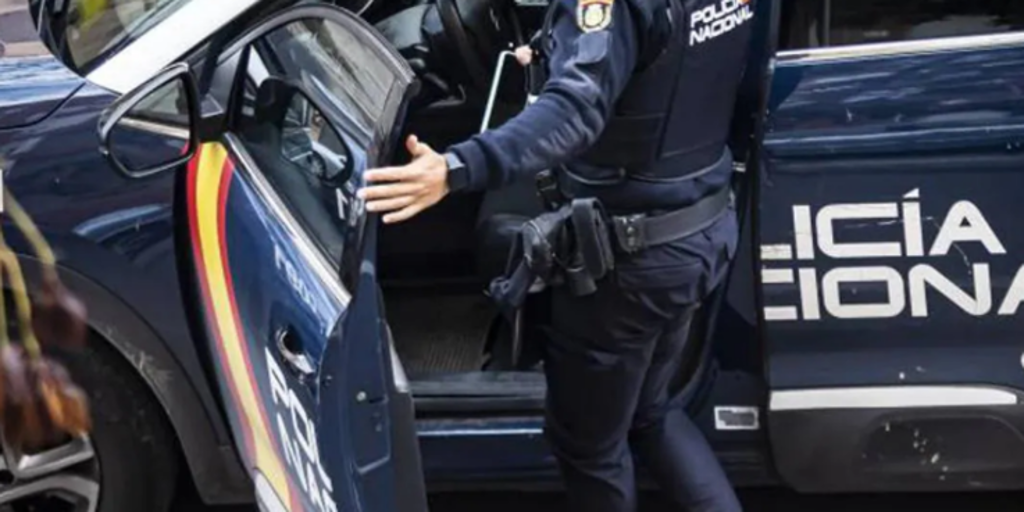 Detenido un joven de 18 años por intento de homicidio tras asestar varios navajazos a su víctima en Bilbao