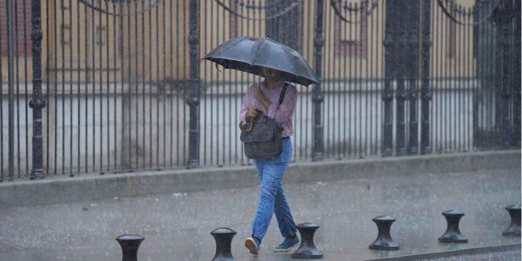 La Aemet activa el aviso amarillo por lluvias en Andalucía: estas son las provincias afectadas por los restos del huracán Gabrielle