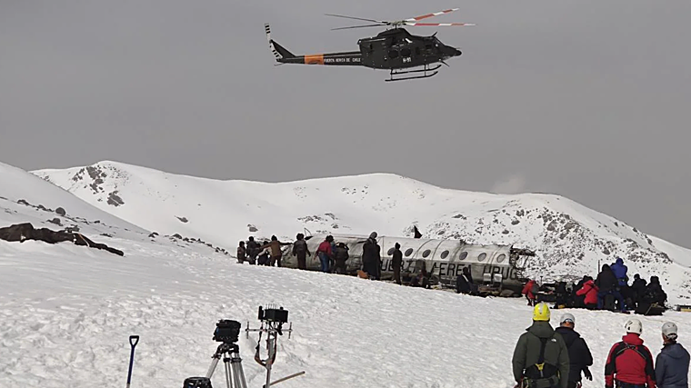 Un momento del rodaje de 'La Sociedad de la Nieve'