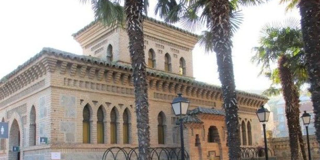 Adif inicia la renovación integral de los aseos de la estación de Toledo mientras analiza los hallazgos arqueológicos en el aparcamiento