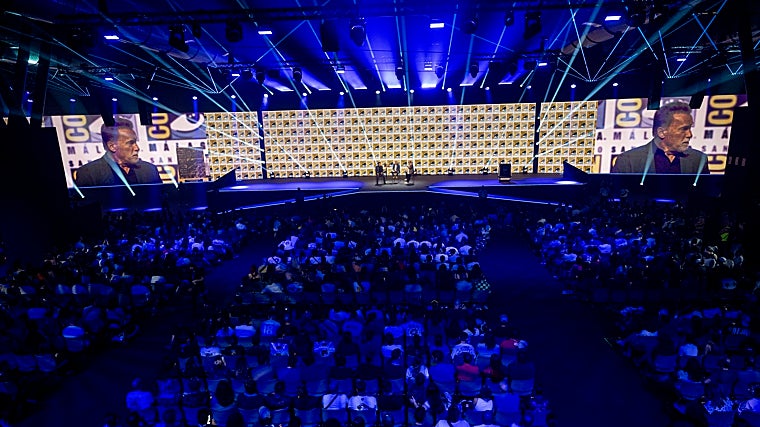 El Hall M de la Comic-Con de Málaga sin asientos libres para escuchar a Arnold Schwarzenegger