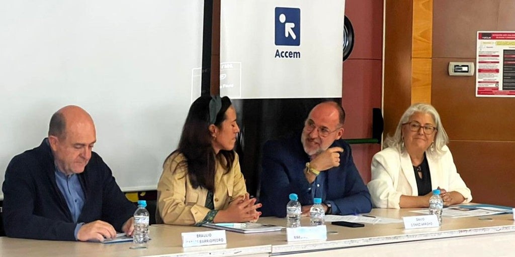 La Junta atiende a más de 48.000 personas al año con sus programas contra la soledad no deseada en Castilla-La Mancha