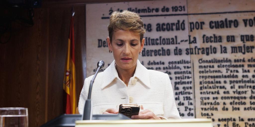 María Chivite asegura que nunca habló con Santos Cerdán sobre adjudicación de obra pública