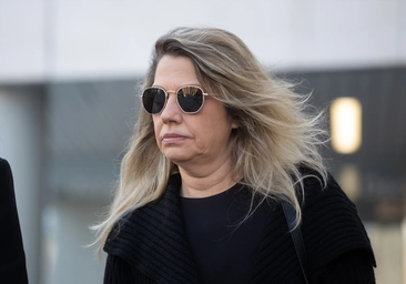 La asistente de Begoña Gómez acusa a Peinado de «desobecer» a la Audiencia para imputarla