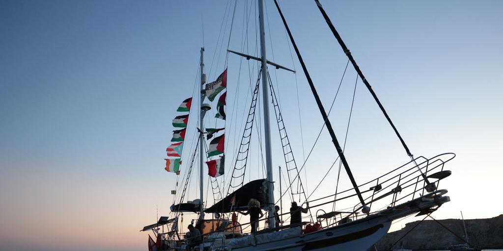 El Gobierno recomienda «encarecidamente» a la flotilla de Gaza no entrar en la zona de exclusión porque el buque de la Armada no podrá acceder
