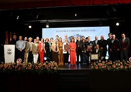 Orgullo y emoción en Olías del Rey (Toledo) al reconocer a quienes «encarnan el alma de la Villa»