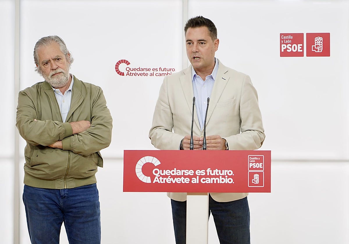 El secretario de Organización del PSCL, Daniel de la Rosa, informa del proceso de primarias del PSOE de Castilla y León