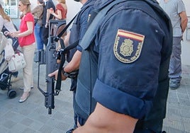 El sindicato mayoritario en la Policía Nacional planta al Ministerio del Interior en el Día del Patrón por el «abandono institucional» que sufren