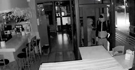 Los robos se disparan en Rivas el 100%: «Nos han asaltado ya ocho veces, nos vamos de aquí»