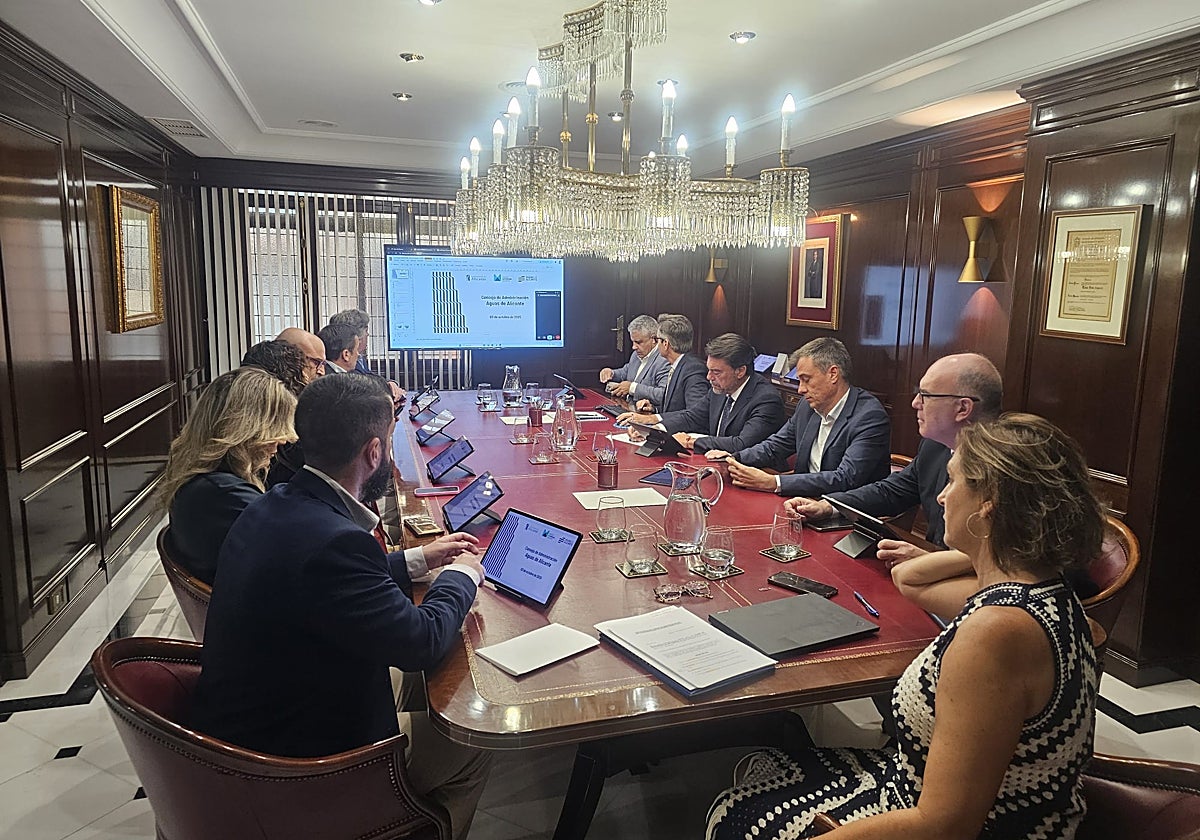 Reunión del consejo de administración de Aguas de Alicante
