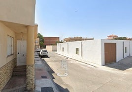 Investigan la muerte de una mujer apuñalada en plena calle en un pueblo de Almería